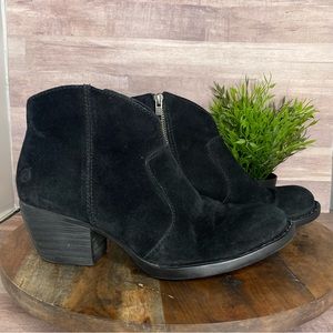 Born Black Suede Leather booties - Size: 9M